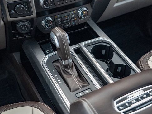 Used 2020 Ford F150 Limited image 22