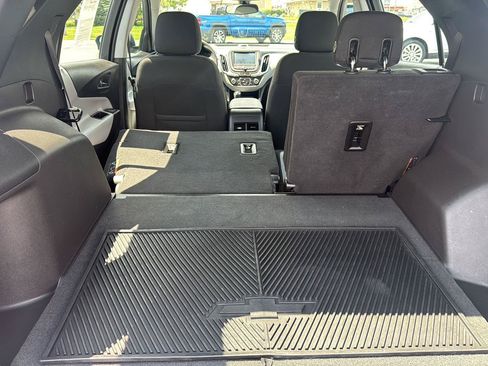 Used 2018 Chevrolet Equinox LS w/ LPO, Protection Package FWD image 21