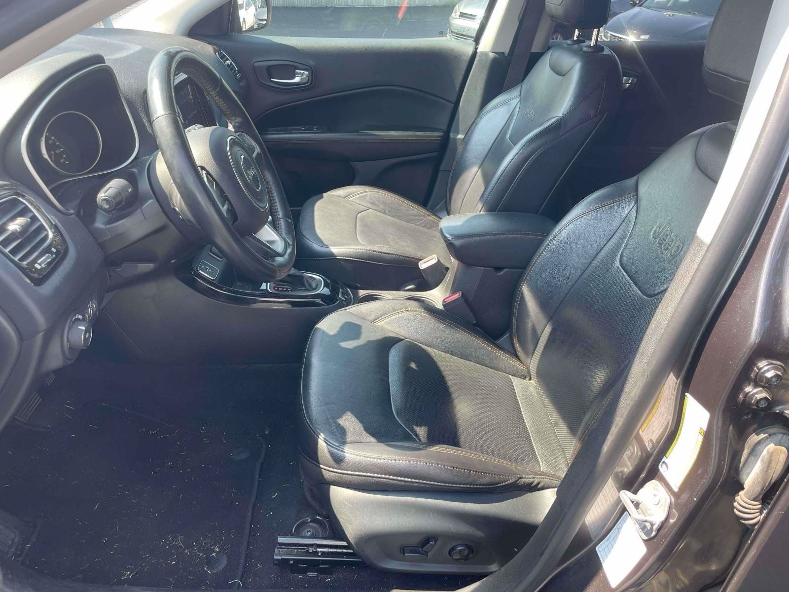 Used 2019 Jeep Compass Limited FWD image 14