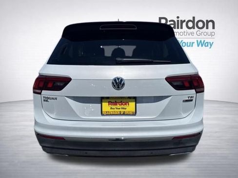 Used 2018 Volkswagen Tiguan SEL Premium AWD/4WD image 6