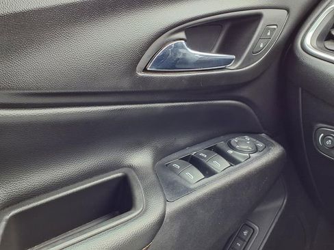 Used 2019 Chevrolet Equinox Premier AWD/4WD image 19