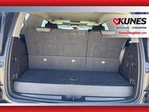 Used 2017 Cadillac Escalade Luxury image 17