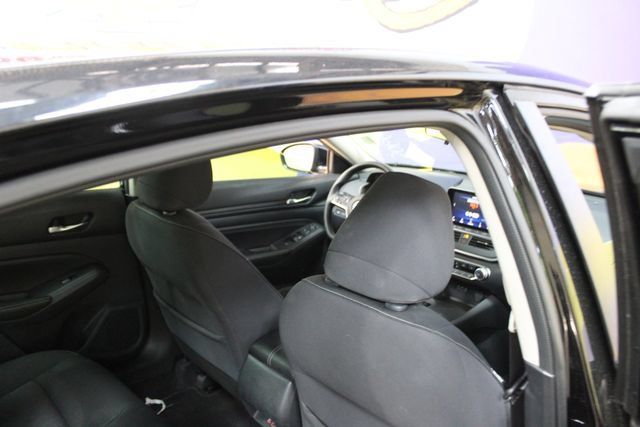 Used 2019 Nissan Altima 2.5 S AWD/4WD image 10
