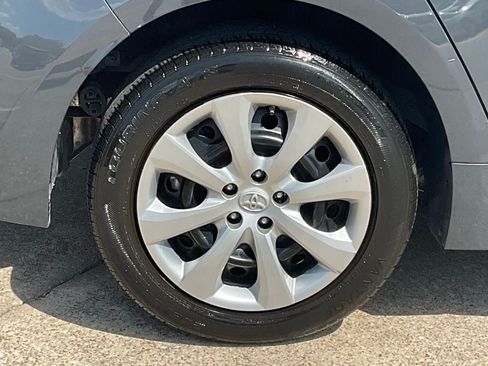 Used 2025 Toyota Corolla LE FWD image 7