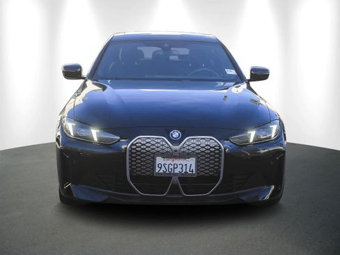 Used 2025 BMW i4 eDrive40 w/ Parking Assistance Package image 2