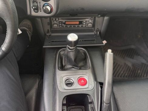 Used 2002 Honda S2000 image 17