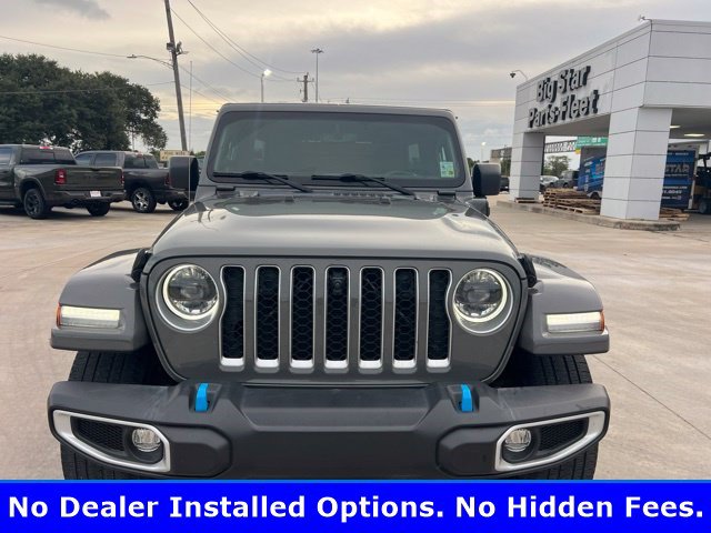 Used 2023 Jeep Wrangler Unlimited Sahara w/ Dual Top Group AWD/4WD image 2