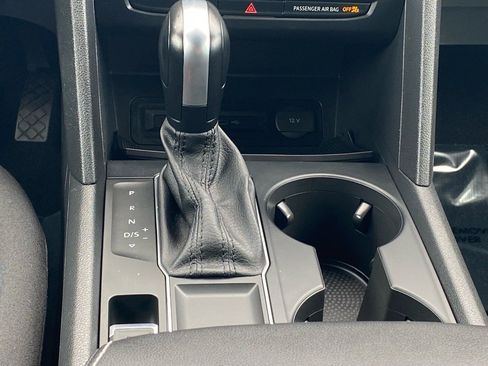 Used 2020 Volkswagen Atlas Cross Sport S image 11