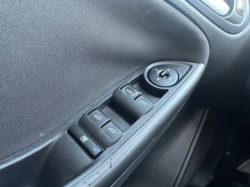 Used 2016 Ford Focus SE w/ Equipment Group 201A FWD image 36