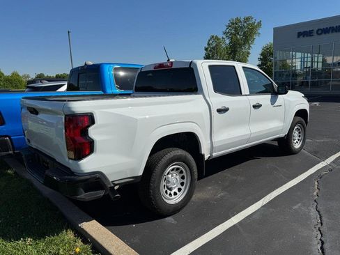 Used 2024 Chevrolet Colorado W/T RWD image 4