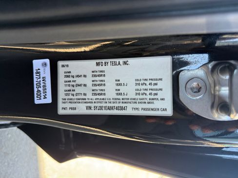 Used 2019 Tesla Model 3 Mid Range RWD image 22