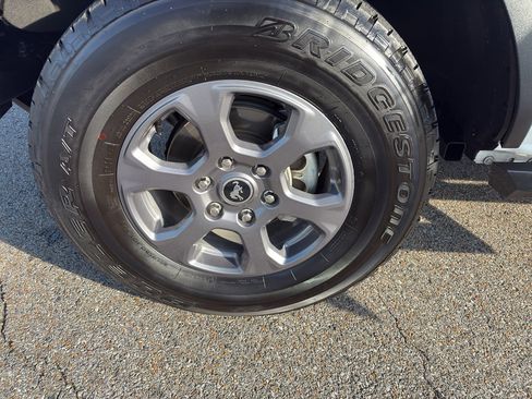 Used 2024 Ford Bronco Big Bend image 10