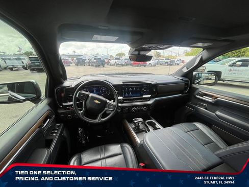Used 2024 Chevrolet Silverado 1500 High Country w/ High Country Premium Package AWD/4WD image 26
