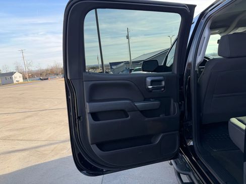 Used 2018 Chevrolet Silverado 1500 LT image 35