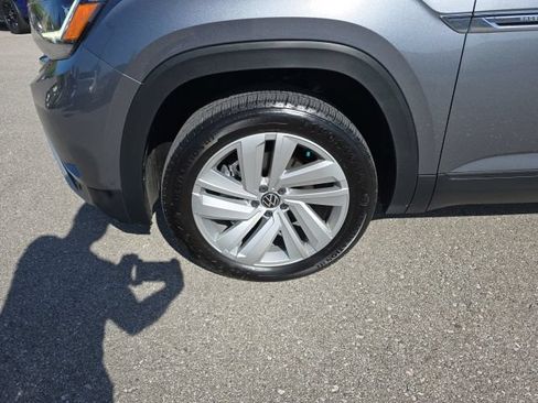Used 2023 Volkswagen Atlas Cross Sport SE w/ Panoramic Sunroof Package AWD/4WD image 9