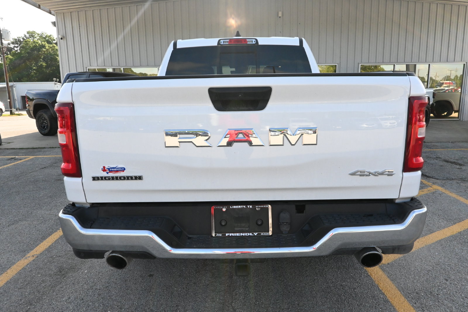 Used 2025 RAM 1500 Big Horn AWD/4WD image 33