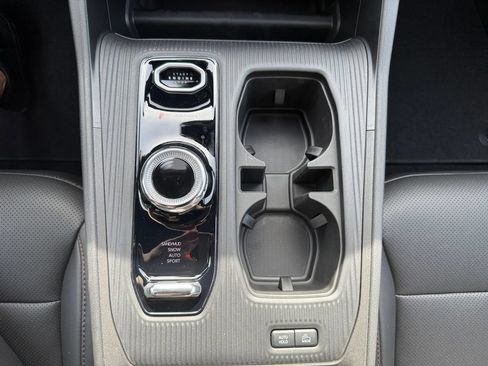 New 2026 Jeep Cherokee Limited AWD/4WD image 24