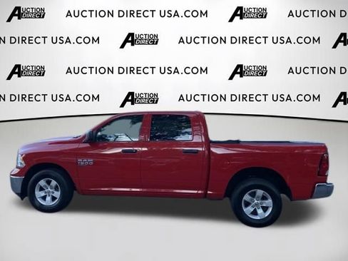 Used 2022 RAM 1500 Classic SLT RWD image 3