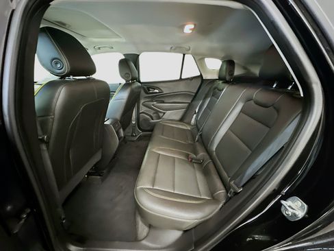 Used 2024 Chevrolet Trax ACTIV w/ Sunroof Package FWD image 30