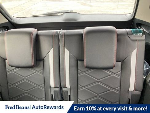 New 2026 Volkswagen Atlas Peak Edition image 14