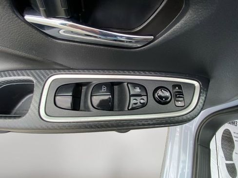 Used 2024 Nissan Versa SR w/ Trunk Package image 17