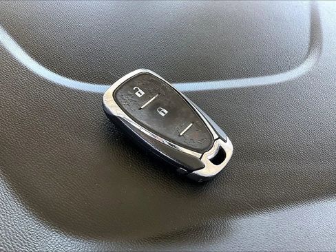 Used 2019 Chevrolet Equinox LT image 31