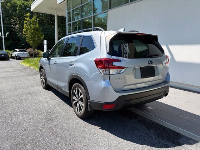 Used 2023 Subaru Forester Limited AWD/4WD image 9