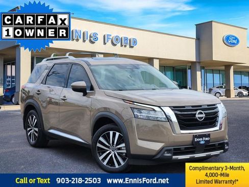 Used 2023 Nissan Pathfinder Platinum w/ Cargo Package AWD/4WD image 1