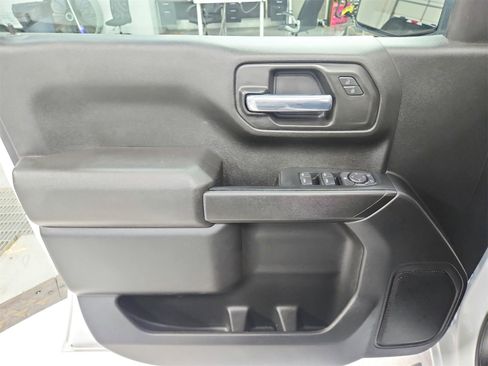 Used 2024 Chevrolet Silverado 1500 Custom image 30