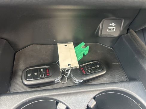 Used 2024 Honda HR-V Sport image 14