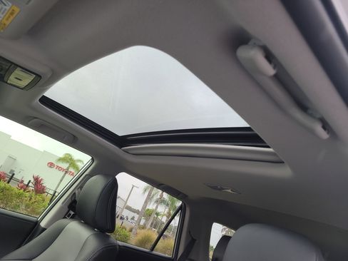 Certified 2022 Toyota 4Runner SR5 Premium image 23