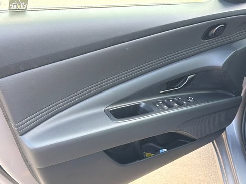Certified 2025 Hyundai Elantra Sport FWD image 10