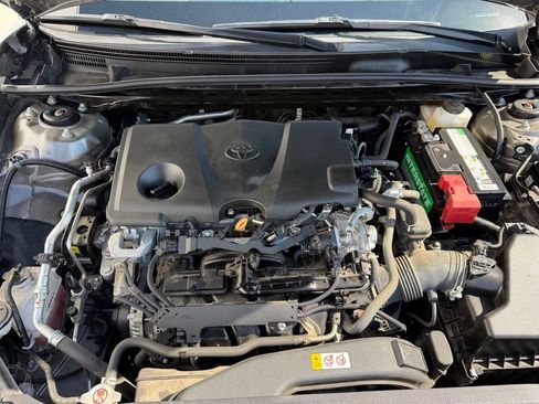 Used 2023 Toyota Camry SE FWD image 13
