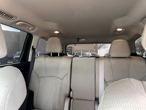 Used 2022 Subaru Ascent Premium w/ Convenience Package image 14