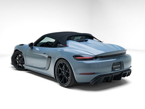 Used 2024 Porsche 718 Boxster Spyder RS RWD image 50