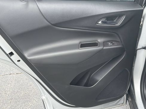 Used 2020 Chevrolet Equinox LT AWD/4WD image 16