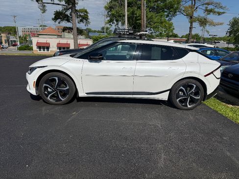 Used 2024 Kia EV6 GT-Line AWD/4WD image 5