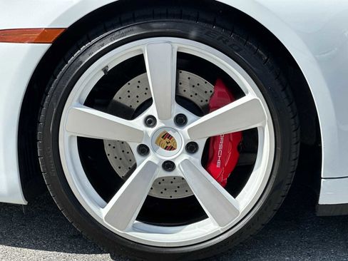 Certified 2022 Porsche 911 Targa 4S image 12