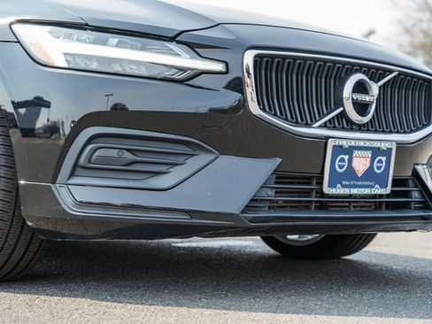 Used 2020 Volvo S60 T6 Momentum image 14