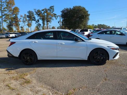 New 2026 Hyundai Elantra SEL Sport image 4