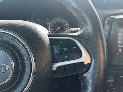 Used 2020 Jeep Renegade Trailhawk w/ Cold Weather Group image 14