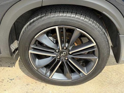 Certified 2025 INFINITI QX50 Sport image 9