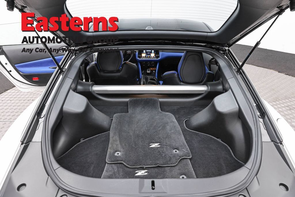 Used 2025 Nissan Z Performance w/ Floor Mat Package RWD image 10