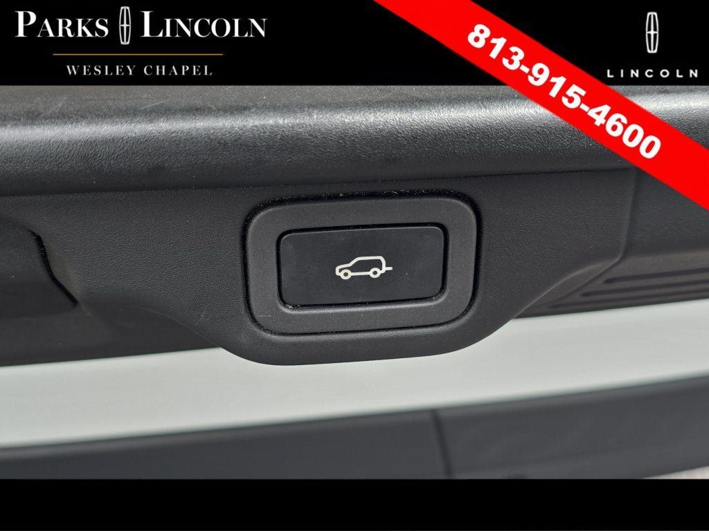 Used 2015 Land Rover Range Rover Long Wheelbase Supercharged AWD/4WD image 11