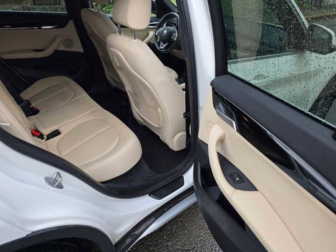 Used 2018 BMW X1 xDrive28i image 13