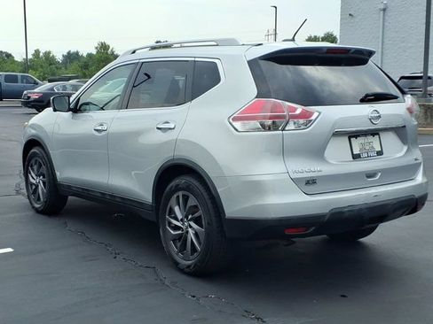 Used 2016 Nissan Rogue SL w/ SL Premium Package FWD image 5