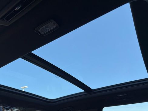 Used 2025 Cadillac Escalade ESV Sport w/ Touring Package AWD/4WD image 33