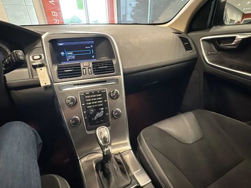 Used 2013 Volvo XC60 3.2 FWD image 29