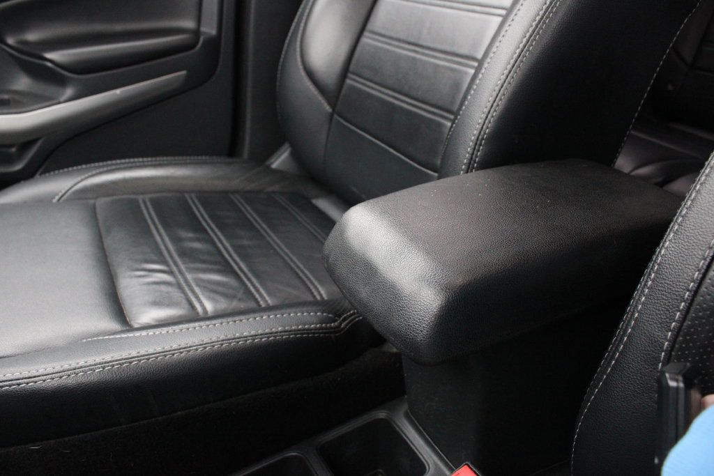 Used 2018 Ford EcoSport Titanium FWD image 19
