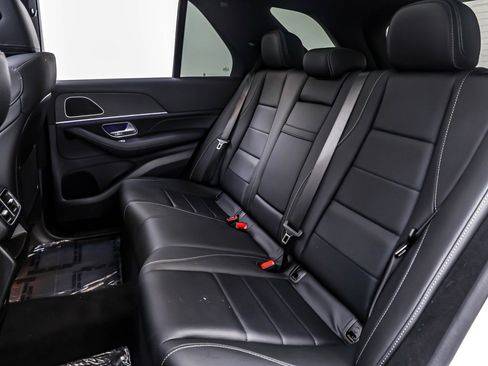 Certified 2025 Mercedes-Benz GLE 350 4MATIC image 9